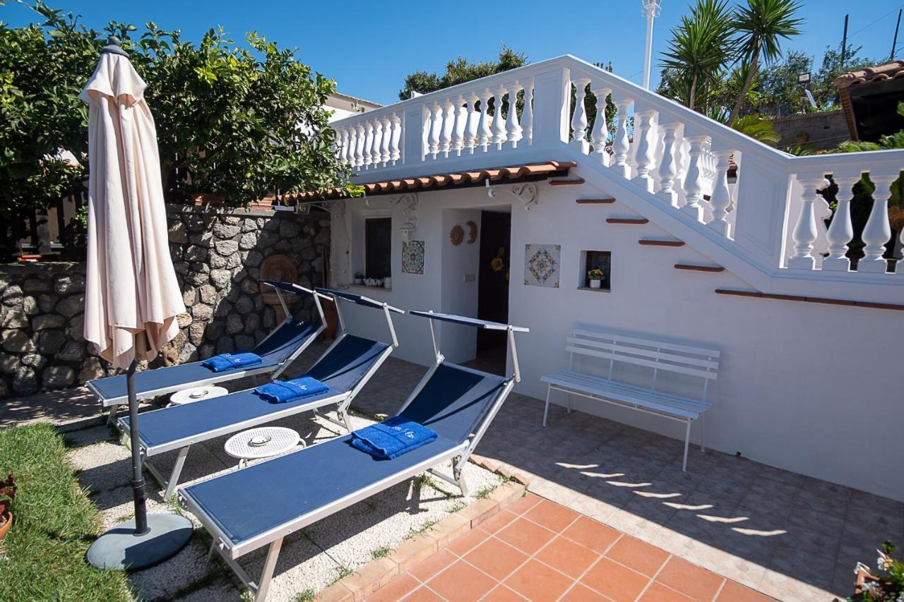 Вілла The Garden On Capri Масса-Лубренсе Екстер'єр фото